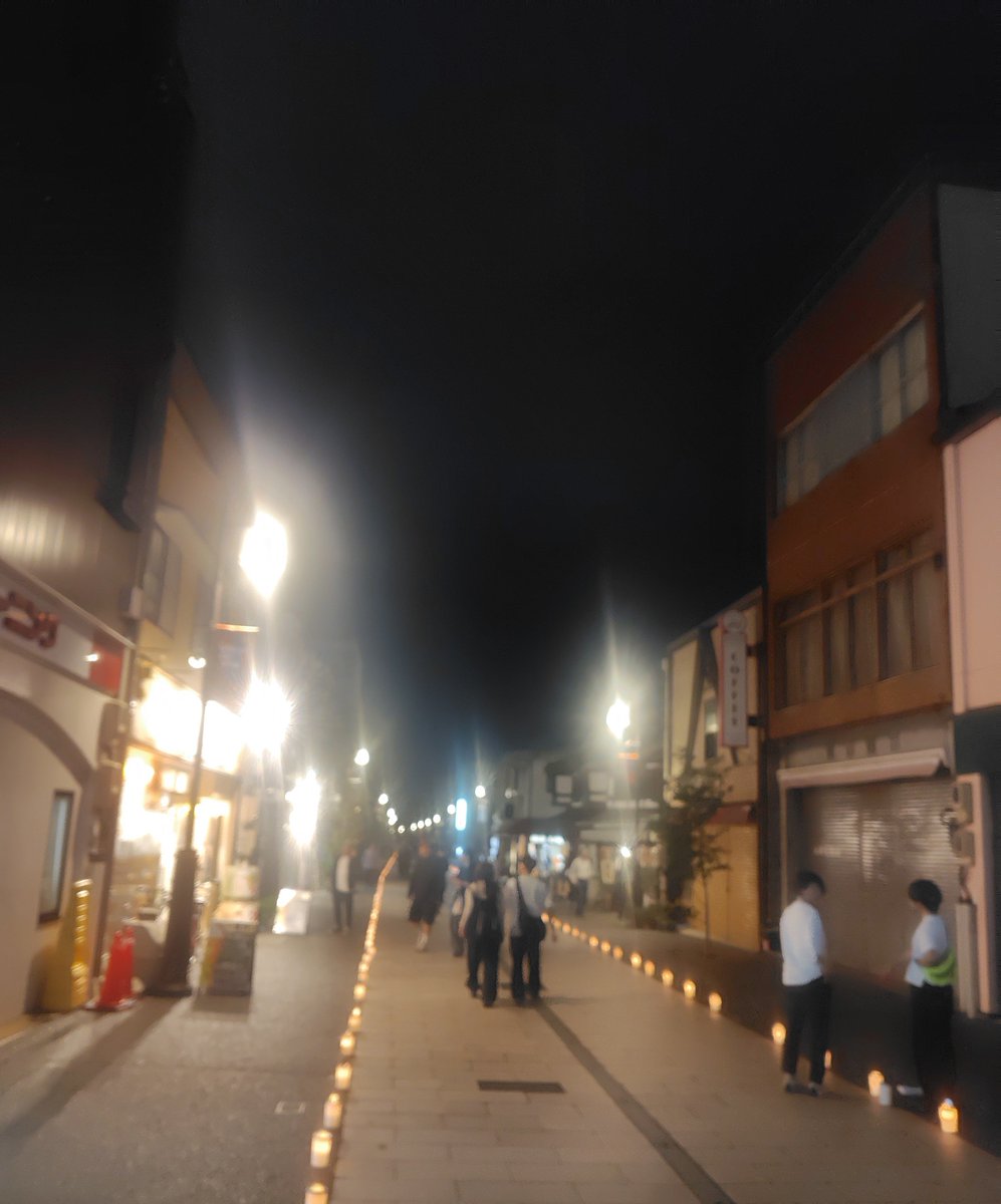 NoriSdr's tweet photo. 昨日の話
🍺のあと
別院通りのイベントに行きつつ
フォーラス内の親子丼のお店で
たらふく飲んだ🍶後の
親子丼が美味かったぜぃ😋
その後に「薪ミルク」とやらの
アイスクリーム🍨を食し
親子丼超えの美味さ🥳🥳
やばばばなくらいやったー🤤🤤

うへー😌また行かねば😌😌

本日もおつかりまでした🫡 https://t.co/WGc6nQX1aI