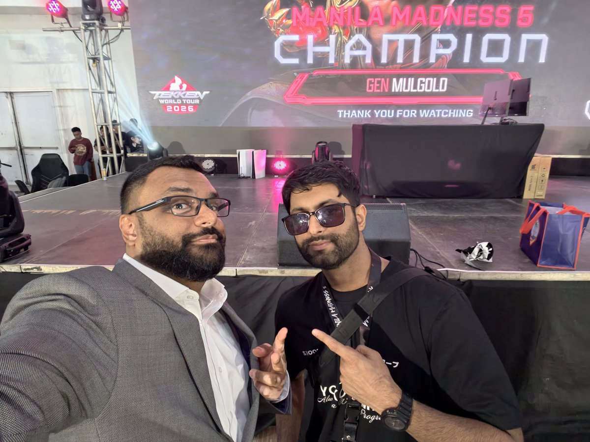 SpaghettiRip's tweet photo. My 1 month trip is coming to an end 
🇵🇰🇦🇺🇵🇭

I can't tell you how appreciative I am that I was able to travel to all these countries to work on the game that I love.

Thank you @Danyal249 @_FaYd_  @BrownmanFgc for bringing me to your events and giving me this unforgettable experience.

And thank you to @ohbunniesx and @BrownmanFgc for being such amazing travel partners that made this trip so special and fun. I love you both.

Finally thanks to all the amazing communities I met. I felt the love and I enjoyed commentating again so much ❤️