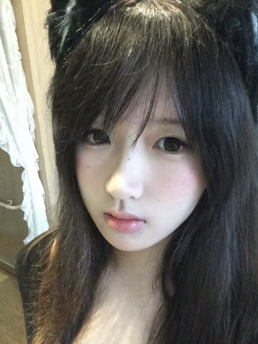 Monalis66559073's tweet photo. 04女 想找一个可以长期发展的搭子 但是不知道有没有？附近同城有吗？ https://t.co/Ab1cb4nLwZ