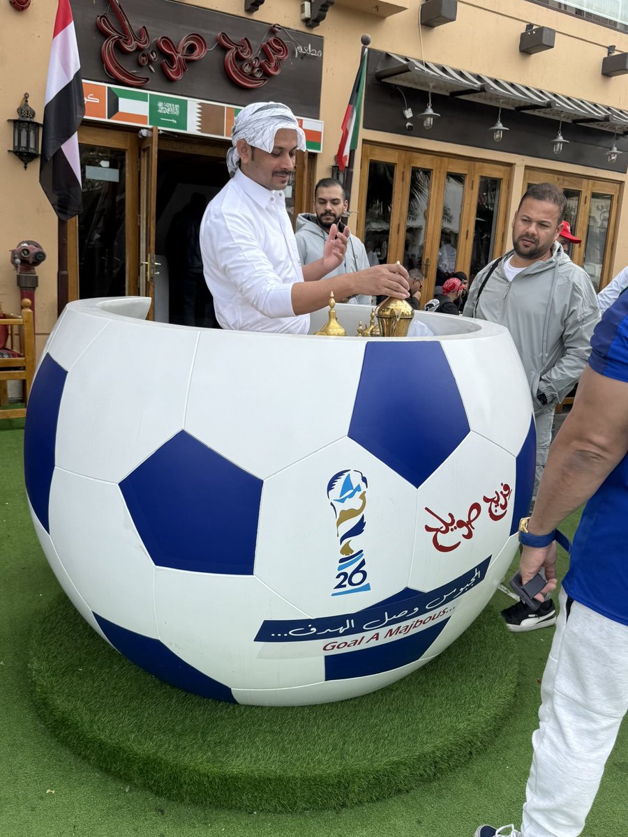 UAEkick's tweet photo. نتمنى اعتماد الكويت كمقر لإستضافة بطولات كأس الخليج لعدة سنوات قادمة 🇰🇼📍

جميع الدول قادرة على تنظيم البطولة بإمتياز، لكن صناعة أجواء خليجية مميزة (Vibes) وكأنها كأس عالم مصغّر، هذه ماركة كويتية مسجلة وتتخطى حدود التنظيم الناجح 👌🏼 https://t.co/uMEk38pi8l