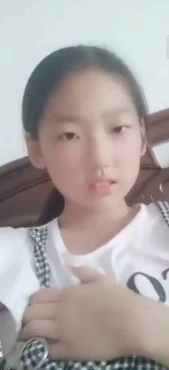 JohnBatz5's tweet photo. Viral Banyuwangi celeb Bilqis who's going mega viral on TikTok 🧚🥰🤓😉
 part 1
https://t.co/41CJKWUfDF
Part 2
https://t.co/41CJKWUfDF
Part 3
https://t.co/41CJKWUfDF https://t.co/GFtXEdKTym