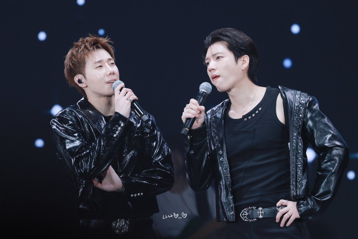 my_baby_wh's tweet photo. 260919 무한대집회Ⅴ in Taipei 

🐶🐹

#남우현 #NAMWOOHYUN
#김성규 #KIMSUNGKYU
#인피니트 #INFINITE
#무한대집회5 #TAIPEI https://t.co/eqIUK26vYn
