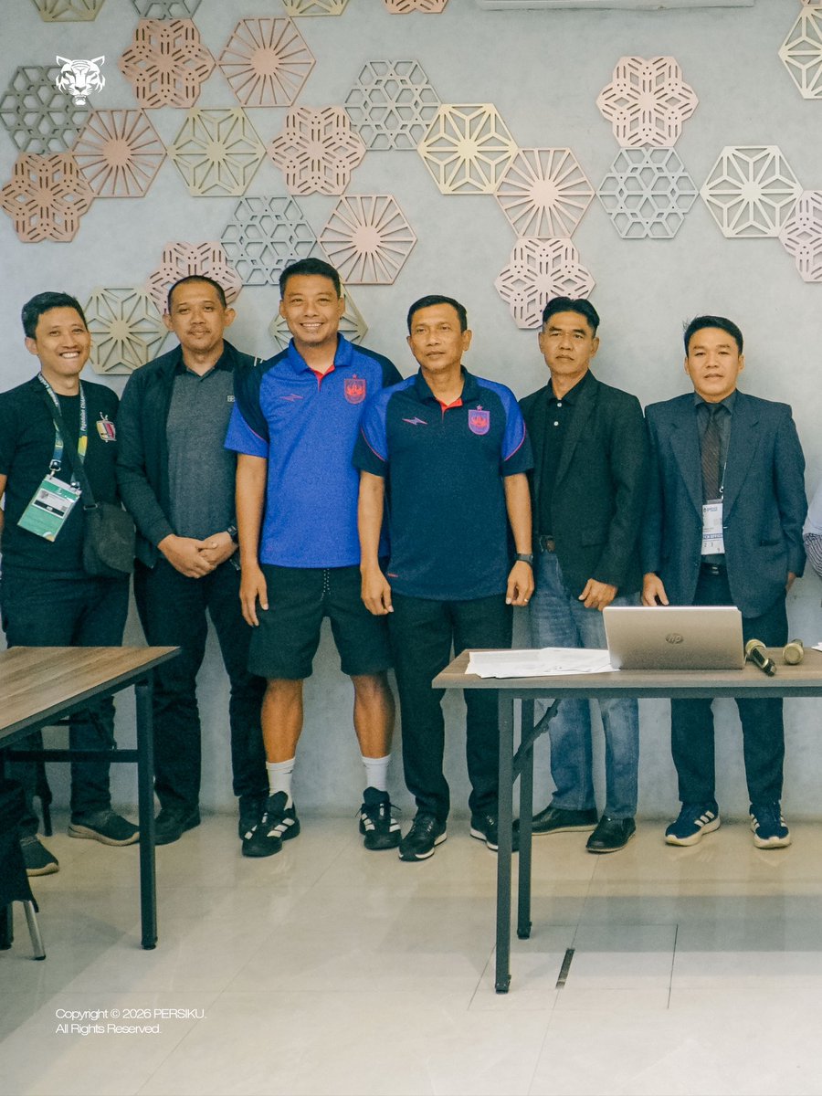 PersikuOfficial's tweet photo. Di sisi lain, Persiku Kudus dan PSIS Semarang telah melaksanakan seluruh persiapan dan prosedur Matchday, termasuk Match Coordination Meeting (MCM) dan Pre-Match Press Conference (PMPC), sesuai dengan regulasi yang telah ditetapkan oleh I League. https://t.co/PsrcQMKRr4