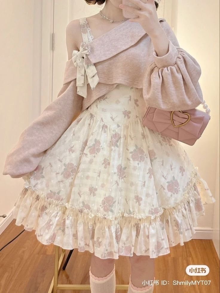 thrainsfae's tweet photo. how pinterest sees me ♡
- style 
- colour 
- character 
- atmosphere

pretty cute kinda actually https://t.co/WaKhT8FBEc