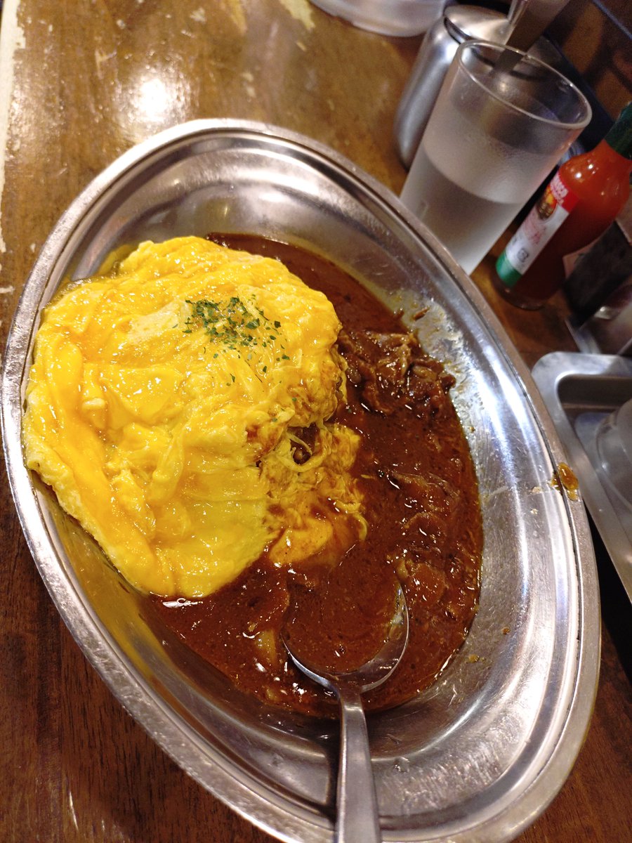 vocaloid_uraraP's tweet photo. 中野に住んでた時1番大好きだったオムハヤシ https://t.co/gzHL2V2NCW