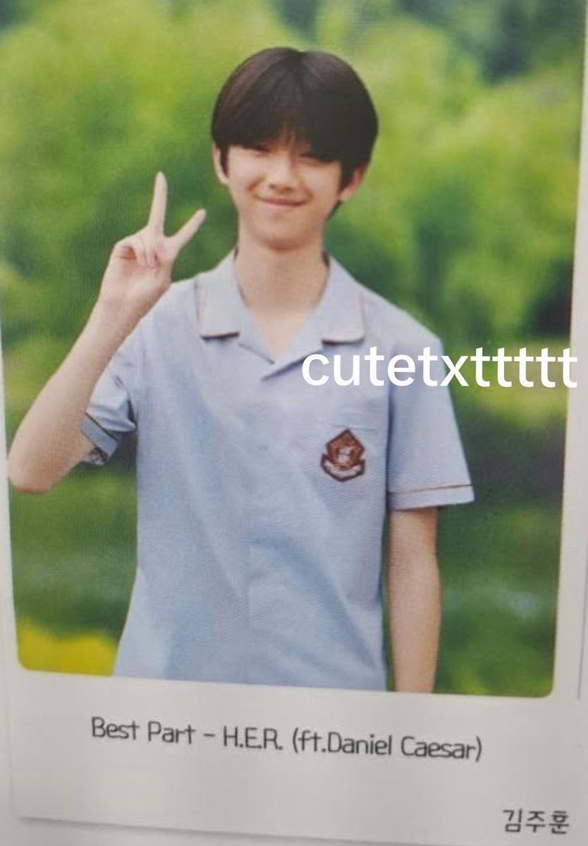 jjuhoouism's tweet photo. masa masa juhoon pas smp 😭🫶🏻 pas masih ga kepikiran jadi idol alias jaman masih mau jadi apoteker huhu gemes bgt cakep bgtsih jju https://t.co/Zv0YSyFPhZ
