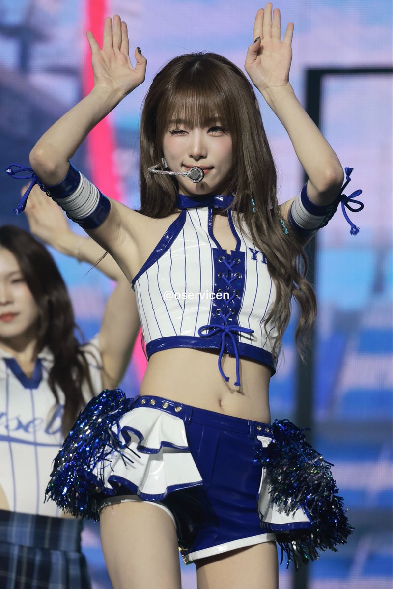 oservicen's tweet photo. 💙

#최예나 #예나 #YENA #イェナ https://t.co/OMkouMDdEV