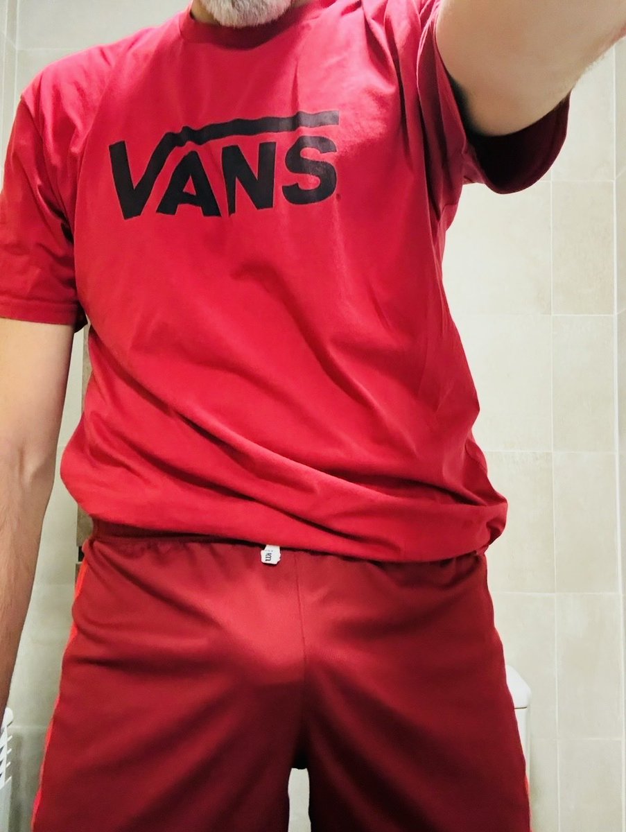 briefs80's tweet photo. Buenos días! https://t.co/xd1UXKD1FN