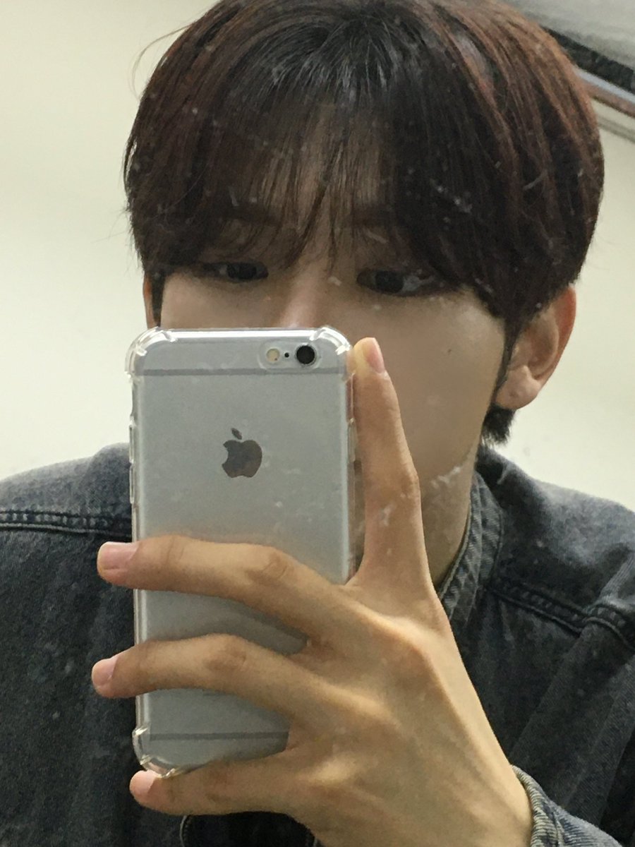 XODIAC_MEMBERS's tweet photo. [#규민🐶] 

연휴 마지막 날📸

#XODIAC #소디엑 #GYUMIN #규민 #똑똑똑_귬이등장 https://t.co/CEsqZN9Zsf
