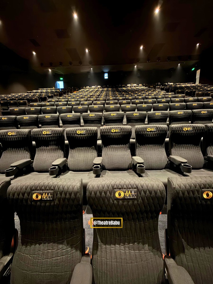 theatrebabu's tweet photo. AAA CINEMAS SCREEN 7 | Q-LUXON π₯I was literally left speechless watching those black levels! π₯The screen looks absolutely fantastic, and even with SDR content, the presentation was amazing. Definitely an incredible experience for me π₯
Vizag is truly lucky to have a LED screen https://t.co/YqOUw6Px3X