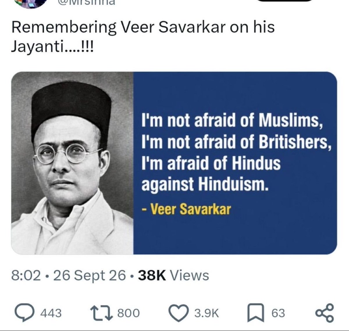 ajeetbharti's tweet photo. जब व्यक्ति पूजा में दीपावली मनाई जाने लगे तो दीया नहीं जलाने वाले के हिन्दुत्व का सर्टिफिकेट छीन लिया जाता है। आज जिन हिन्दुओं ने सिंहासन दिया, वही राजद्रोही हो गए हैं। https://t.co/mCwyxiBMAf