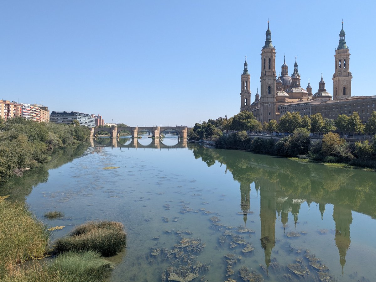 Unoscuantostre1's tweet photo. Feliz Día Mundial del Turismo a tod@s. @spain @ZaragozaTurismo @aragonturismo #turismo #Zaragoza #ElPilar https://t.co/YDsJuFgYp0