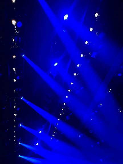 UandS_official's tweet photo. 青色担当の内海光司です

会社の偉い人から
「更新しないとアカウントを削除しますよ」と言われました
全くもってその通りです
可及的速やかに投稿させていただきました

これであと2年は大丈夫です
車検か！笑

#内海光司withX https://t.co/94hDStJMWN