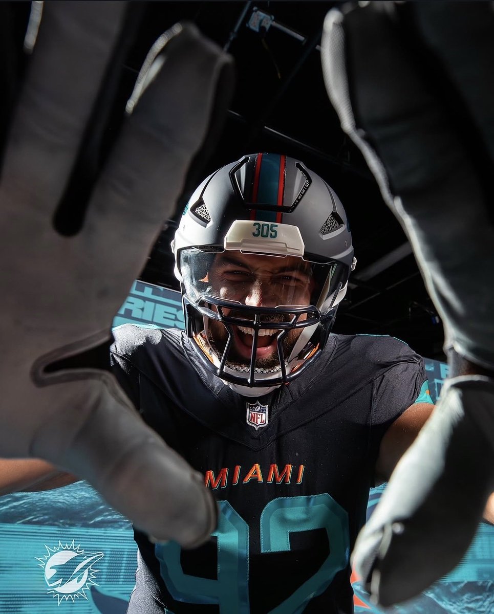 midassportsX's tweet photo. NFL FREE PLAY 🚨🚨

DOLPHINS +13.5 🐬 

THIS SHIT IS NOT LOSING LOCK THE FUCK IN. 

WHEN IT HITS DROP A FOLLOW 🤝

#NFL https://t.co/2GfQavYJAl