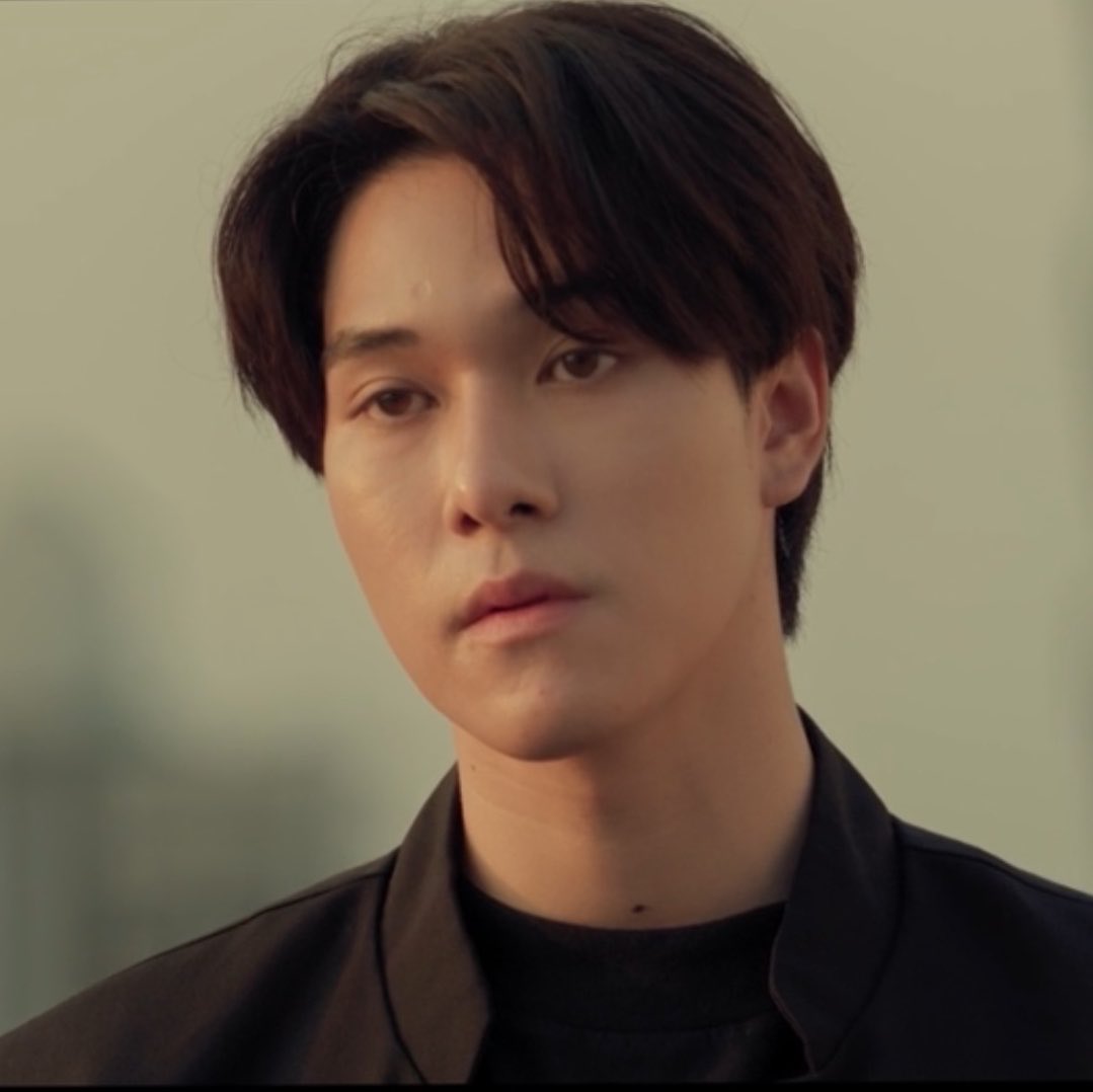 skononoh's tweet photo. you are so special for me my heart still hurts looking at those eyes https://t.co/xanWbRLedo