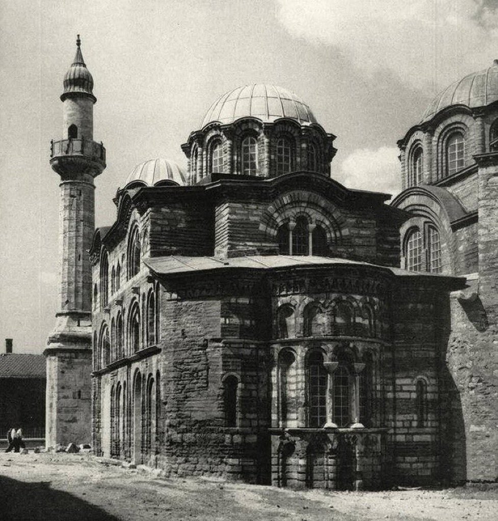 kayamerthasan_'s tweet photo. Enfes bir güzellik. Fatih Çarşamba yakınlarındaki Fethiye Cami-i Şerifi. Bizans döneminde ise Teotokos Pammakaristos Manastırı. https://t.co/86nglQAuFJ