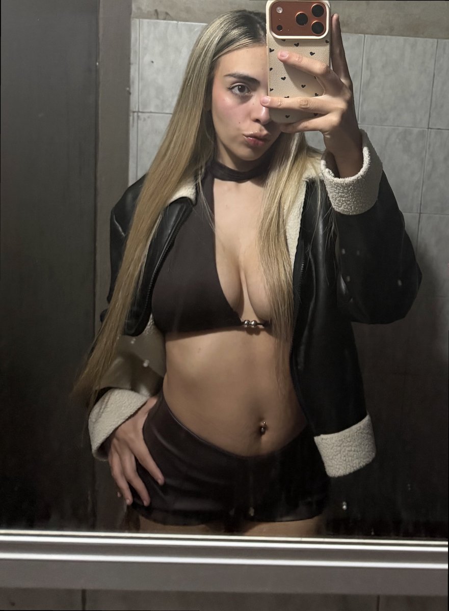 sof85_a's tweet photo. fr trust me, u don't wanna open this in public ong https://t.co/W9oip7Tp6J