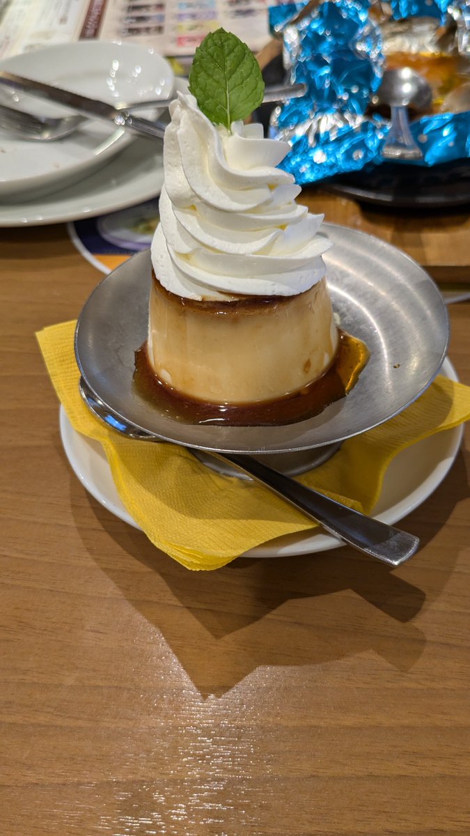 kyonps885's tweet photo. 今日は3弾毛ラボむにゅかの
環と壮五のアクアパッツァ
とCOCO'Sプリン

コラボメニュのモチーフ曲は
miss  you

魚介沢山で美味しかっー😂 https://t.co/tiTYHnQfBo