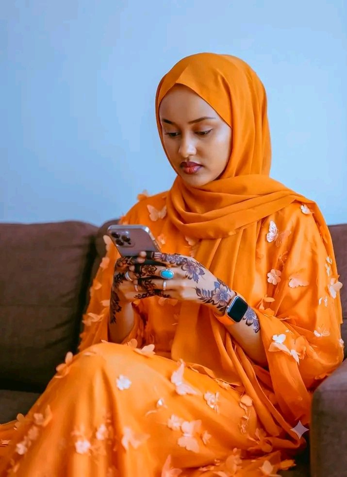 AAfatimayola's tweet photo. I Need Black Boyfriend🖤💋🥀 https://t.co/y420SfA4XG