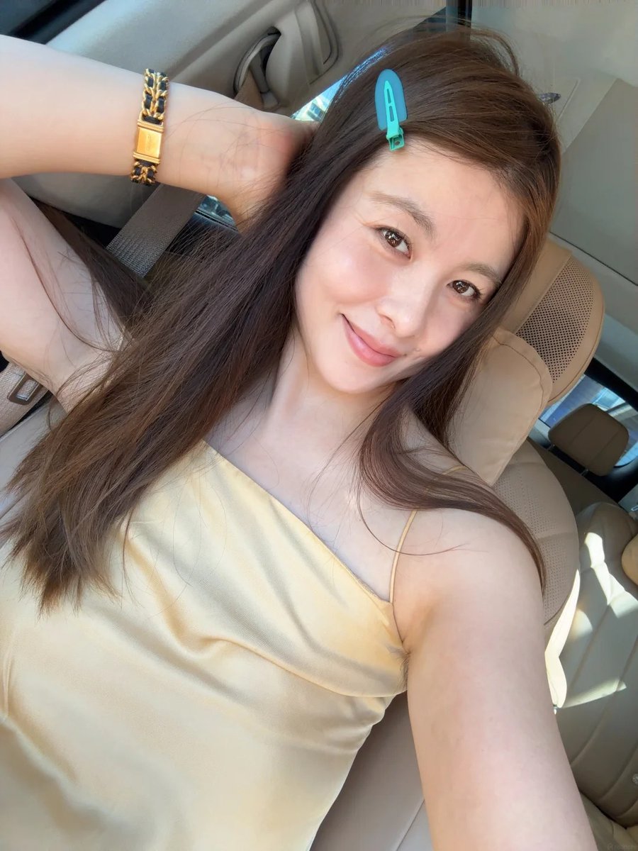 ozlem70's tweet photo. 老外不要打招呼  只喜欢中国人  而且可以互相激情 但是不能影响家庭懂吗？ https://t.co/l0o6X1VBn1