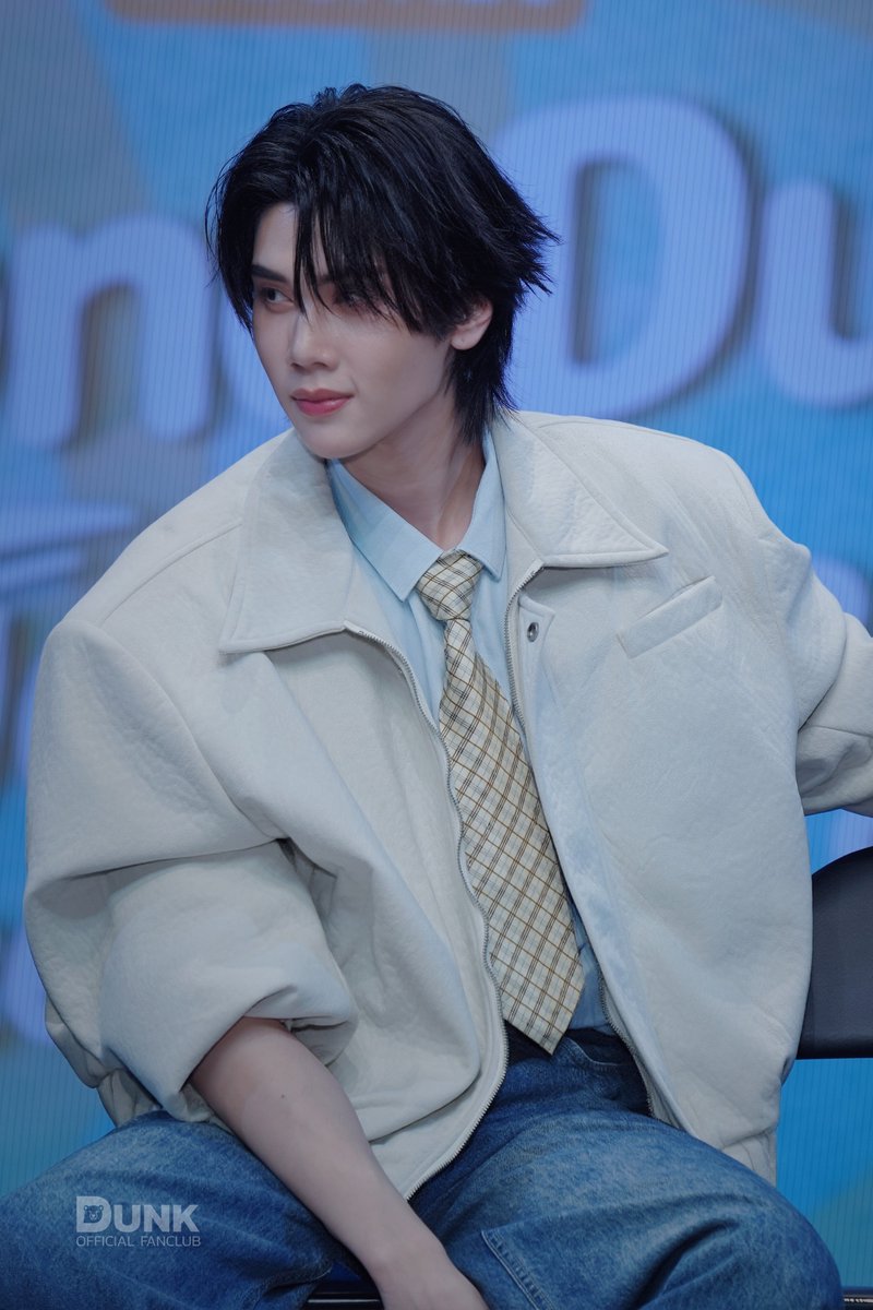 DunkOfficialFC's tweet photo. Oppa 🫶

JOONGDUNK JAIDEE SEOUL SMILES

#JDJaideeFMinSeoul
#dunknatachai @dunknatachai https://t.co/YxNpUtUhN6
