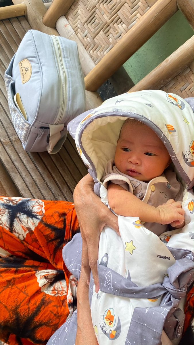 merapi_uncover's tweet photo. [Breaking News] ini tadi ada sekitar pukul 14:00 wib penemuan bayi di sebelah masjid somosari selomartani kalasan sleman jenis kelamin bayi cewe, meninggalkan secarik kertas bertuliskan tanggal lahir

Nama di sensor ya min https://t.co/hzc3OuuNwC