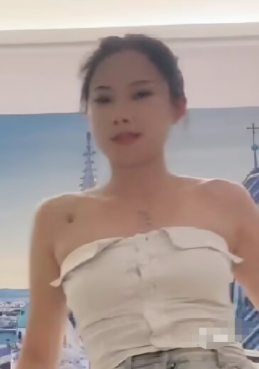 fairy_Mo_'s tweet photo. 我亲爱的幺爸说，他没有说过这些话。只是觉得这个人烦，不给门槛，不搭理。那这些话就是你这个贱母狗说的咯毕竟账号你们三个人都在用，自己可以花钱就被草 就觉得别人都跟你一样？烂逼贱逼？我要是能用逼挣钱，我几年前还去奶茶店打工？笑死老子无依无靠无牵挂，弄死你再死，也是非常值得的 https://t.co/1ELuNh1t1p