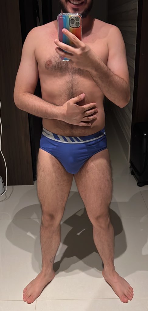 OurPrivateSide_'s tweet photo. @hilldonao Aqui um prefere boxer e outro slip 😝 https://t.co/VCzAsSuTmR