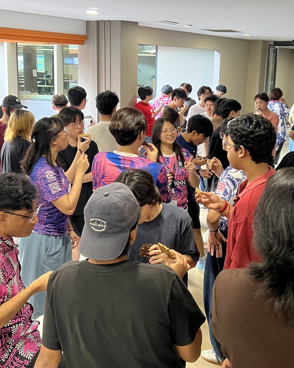 pprxteam's tweet photo. d4v41’s ace was for the homecrowd 🙂‍↕️We had a great time at our recent Watch Party in Malaysia! 

Thank you to everyone who came down to support, and CNS MUSA for organising this with us 🙏🏻

➡️ Swipe for the reaction to the win! https://t.co/YVwOOIXabG