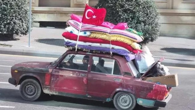 haanozz's tweet photo. Biz Azerbaycan ile evvelden kardeşiz.

Öfkemizin süzgeci yok. Dili, dini, ırkı ne olursa olsun bebek katili terör örgütüne sempati gösteren koşulsuz şartsız karşımızdadır.. https://t.co/XgYwTz7zvN