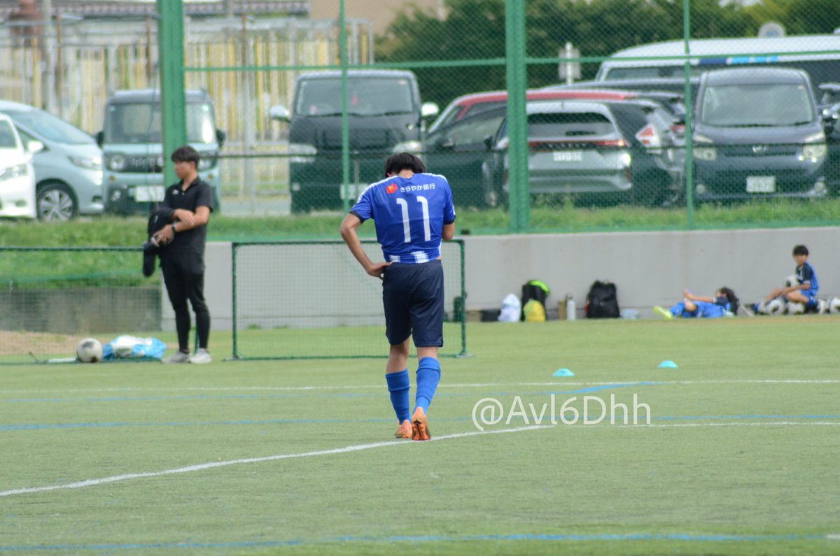 Avl6Dhh's tweet photo. vs 聖和学園
1-2 負け
みんな悔しそうでこっちも泣きそうになりました😭
残り３試合絶対勝ちますように‼️🙏🏻

#モンテディオ山形 
#モンテユース
#佐藤宏樹 選手 https://t.co/4nnWlKKsx9