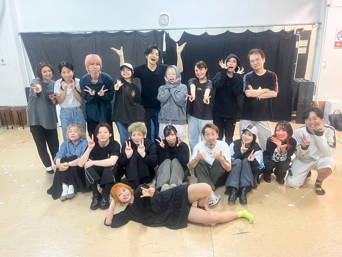 chizu_zono's tweet photo. #フェアリーランド 集中稽古終わったど～！めちゃくちゃハードだった😂沢山寝ます😪😴😴😪😪😴😴😪起こさないでくださいすぴー https://t.co/xEg2tl8OkP