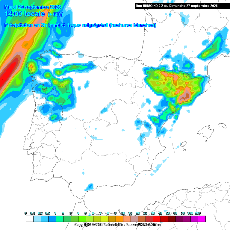 alexmegapc's tweet photo. Mireu el meteograma del GEFS, per fi sembla que tindrem una setmana on podrem aspirar a normalitzar temperatures, fins i tot lleugerament per sota mitjana climàtica, i sobretot que ens arribaran precipitacions, dilluns especialment litoral costaner per un flux de S-SE, però sobretot dimarts on podem tindre ruixats importants, alguns models comencen a dibuixar possibilitat d'acumulats macos. Aquesta línia d'inestabilitat que ens proposa el bracknell de l'UKMO, podria portar patacs rellevants a diferents punts de CAT amb un flux de S-SE, generant una convecció que avançaria de sud a nord, amb possibilitat vagin acompanyats de tempesta, veurem, però que pinta pot donar de si, especialment litoral i prelitoral, però podria ser força extensa. Dimecres continuaria la pluja més Pirineu i Prepirineu, i de cara a dijous ens travessaria una línia, inestabilitat que podria donar patacs considerables. Per fi setmana de seguiment. #meteo