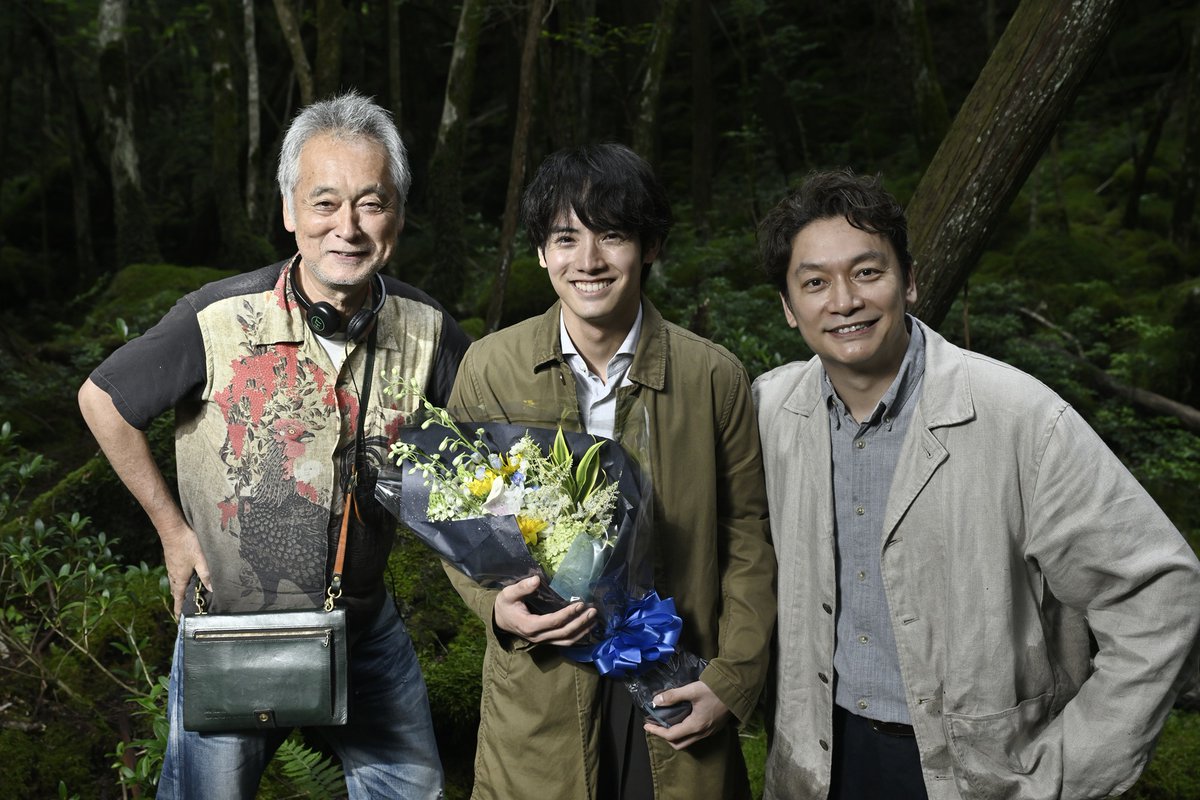 drama_wowow's tweet photo. ✛連続ドラマＷ　東野圭吾「虚ろな十字架」✛
ご視聴ありがとうございました！

#赤楚衛二 さん、蓮佛美沙子さん
ピエール瀧さん、杉本哲太さんの
クランクアップショットをお届け📸

#虚ろな十字架 で感想をお待ちしています🗨️

WOWOWオンデマンドで全話配信中📲
https://t.co/FFy3h3XloJ

#香取慎吾 https://t.co/3xEU8Zd1No