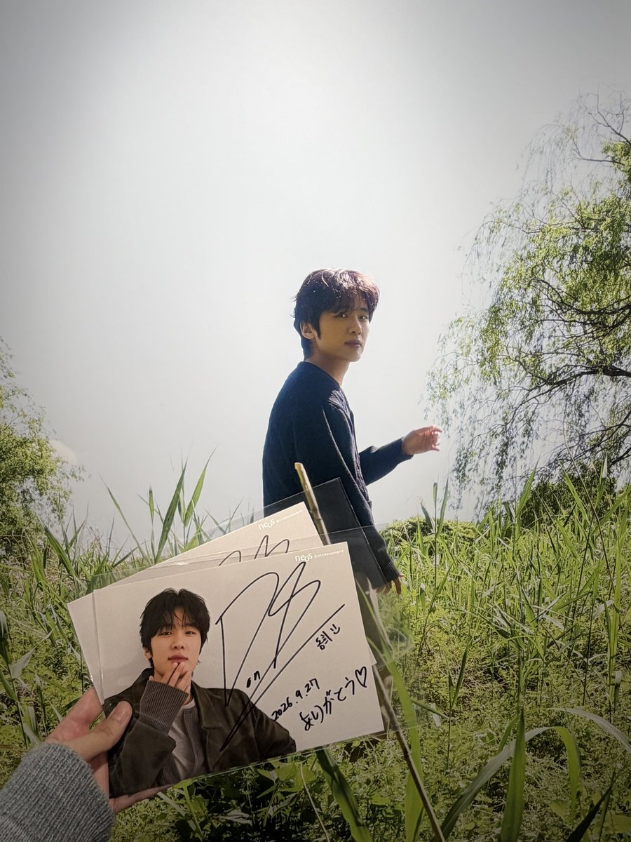 mc_luv_dhe's tweet photo. 6回目🖐️☝️
サインポストカードくれた😭
お母さんの分もくれて優しいすぎる🫶
明日の最終日も行きます！

#キムドンヒ 
#キムドンヒ写真展
#渋谷PARCO 
#galleryX https://t.co/dSKcFk3Qgo