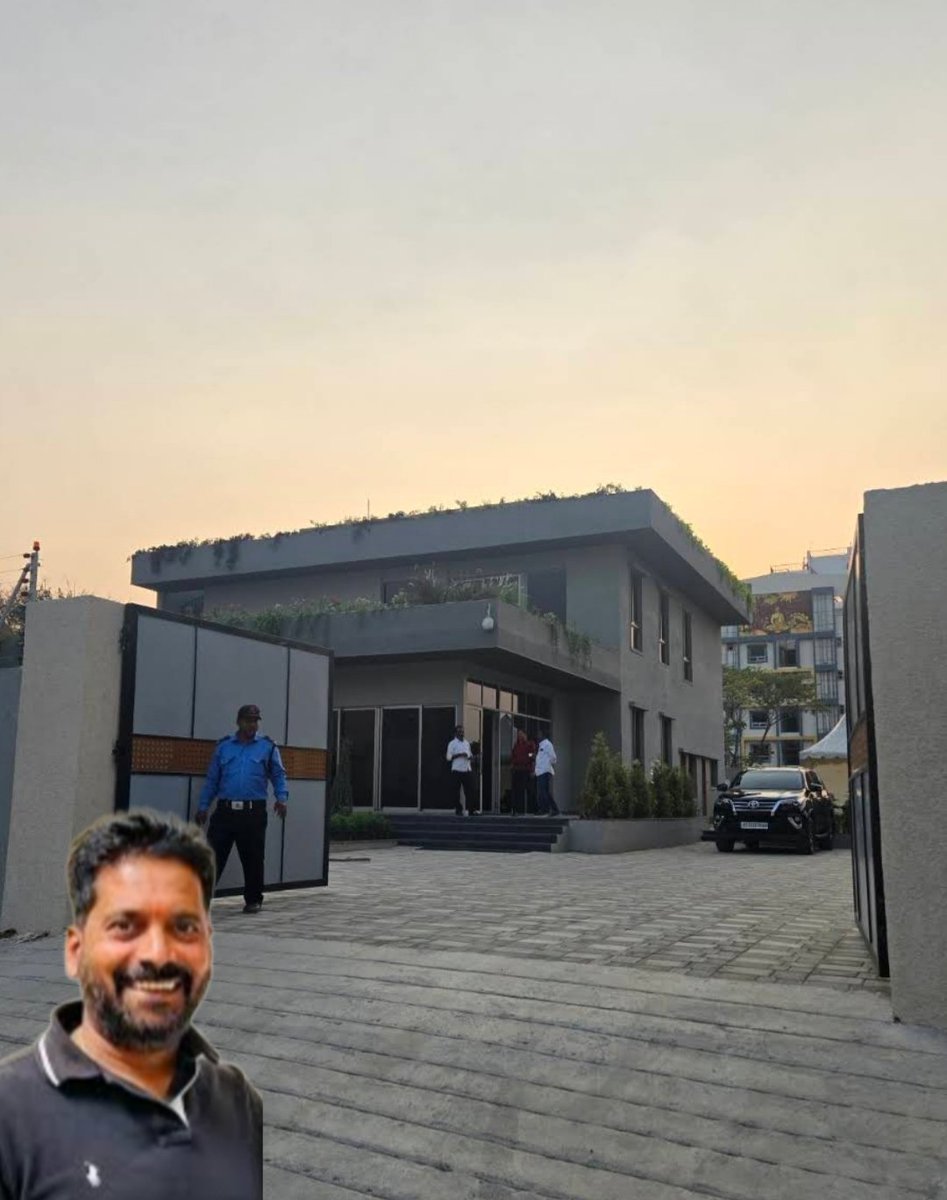 Krishank_BRS's tweet photo. R9 - Anumula Krishna Reddy
Manchirevula - Anumula Kondal Reddy

These secure locations are the place CM Revanth's 2 brothers do Land Settlements.. https://t.co/uzV3Rrnebg