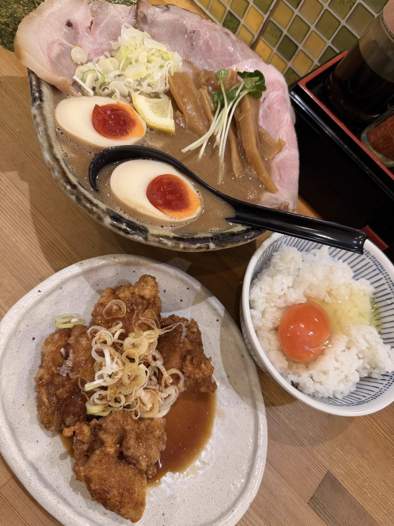 騰 X:ssä: ”ほんまごめん” / X