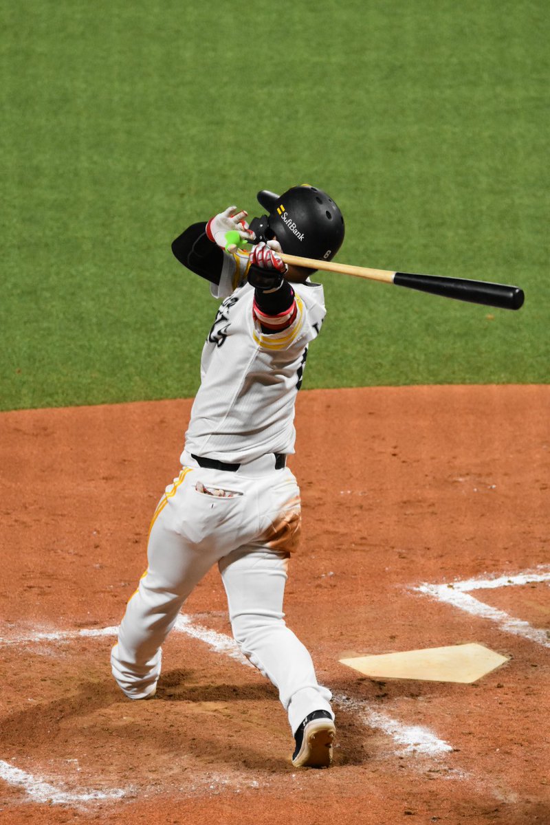 ik_numbersix's tweet photo. やっぱりこの方のフォロースルーはたまらん🤤 https://t.co/FPGBqY54y2