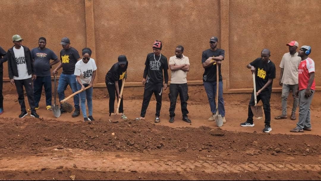 Kwibuka20's tweet photo. #kamonyi @rundaryvcp  Umuganda 
#Sober https://t.co/nOIPFsdxpp