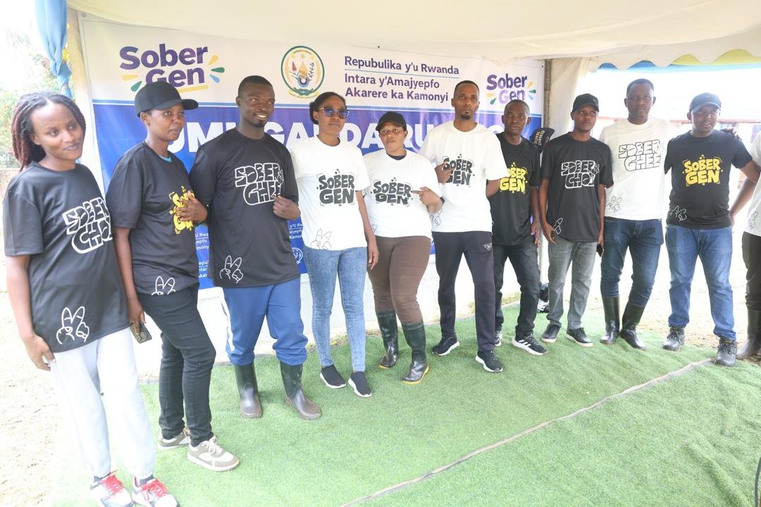 Kwibuka20's tweet photo. #kamonyi @rundaryvcp  Umuganda 
#Sober https://t.co/nOIPFsdxpp