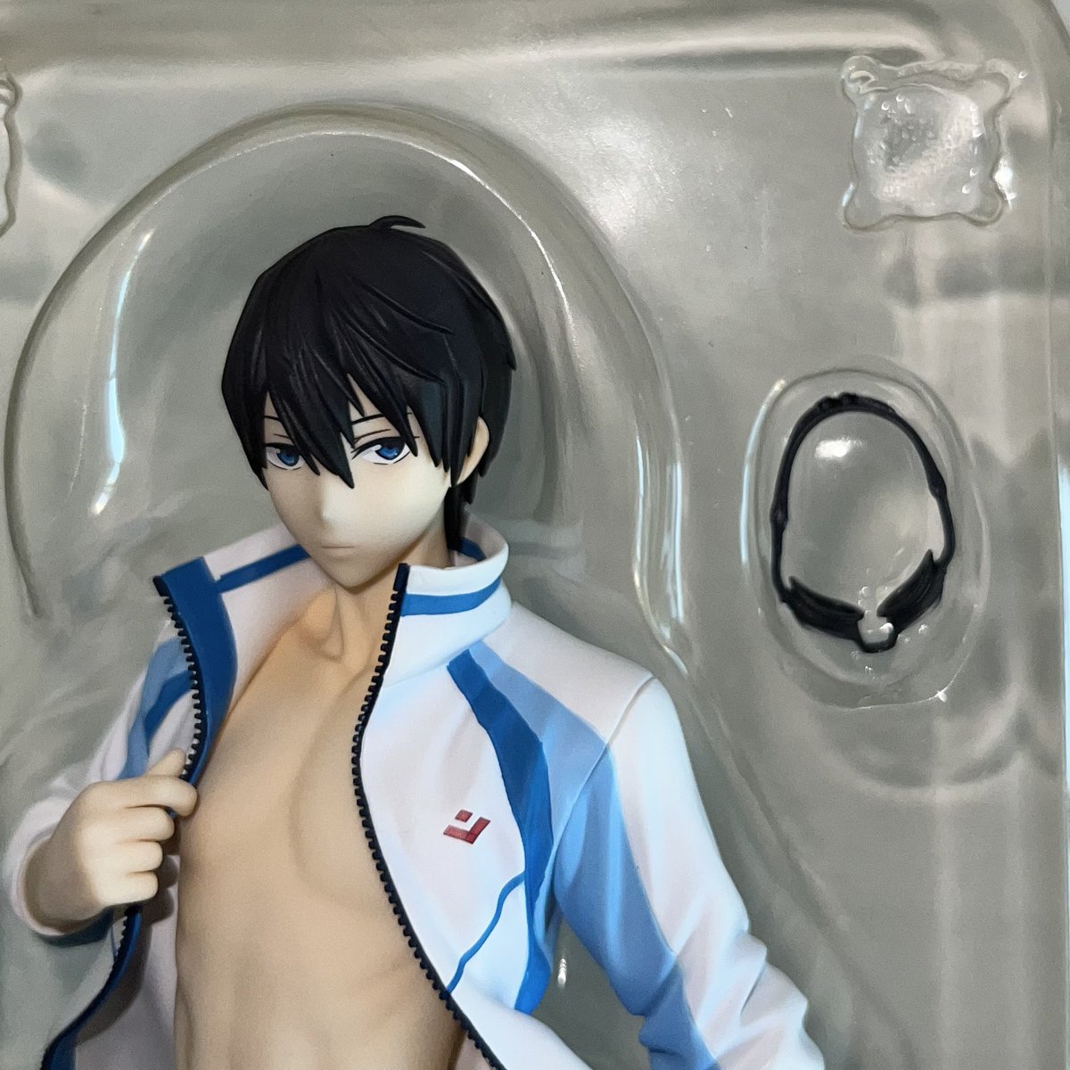xmxkwk's tweet photo. #후리장터 #프리장터 
알터 free! 프리 나나세 하루카 피규어 양도 판매 22.0
개봉 자잘한 박스 변색 및 데미지o
피규어 특성 상 다리에 약간의 끈적거림으로 먼지 붙음 �� 외에도 자잘한 하자 있을 수 있음 배송 중 파손 책임x https://t.co/AiIDsx1dmT