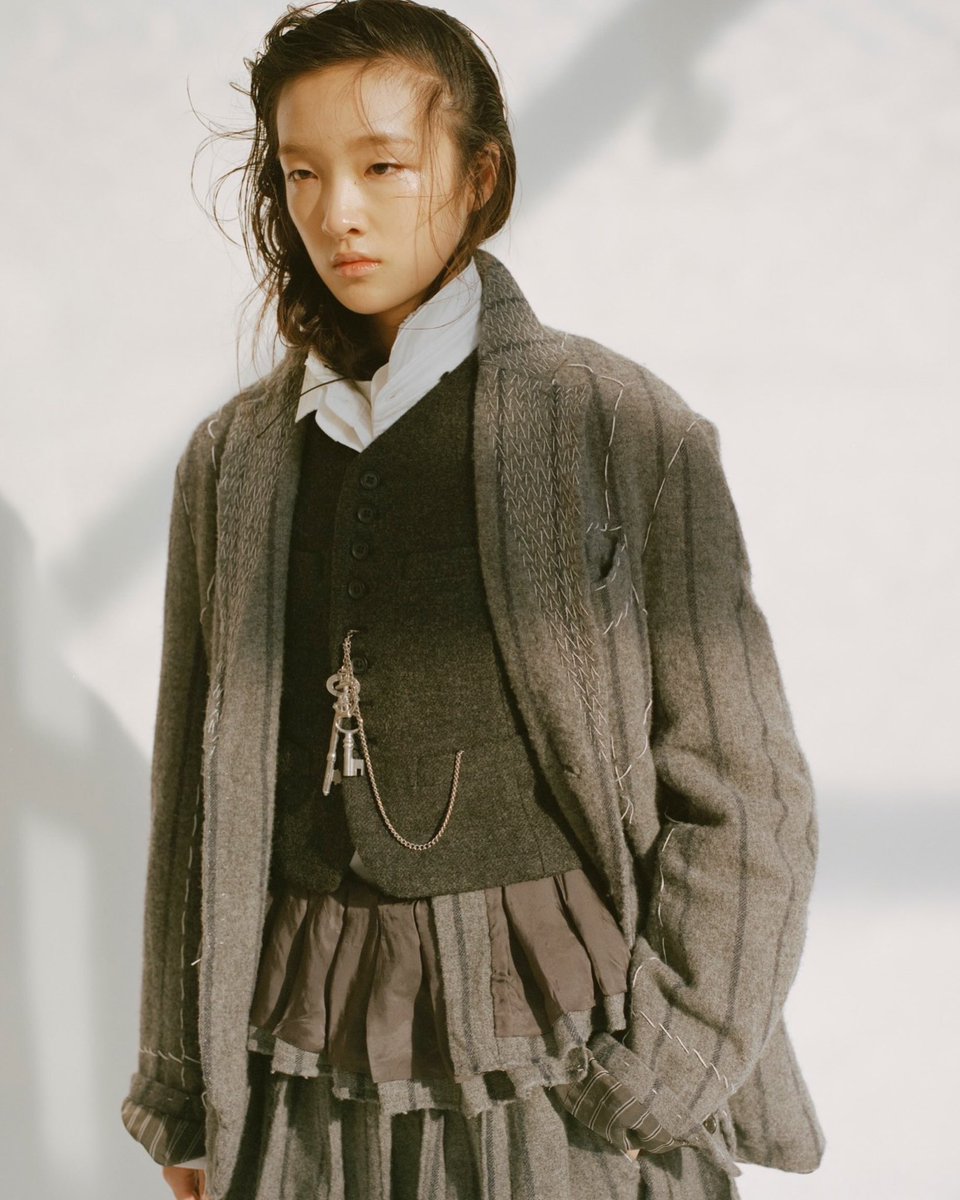 kolorofficial_'s tweet photo. 26AW Jacket・women
¥264,000
26WCL-J02101
https://t.co/oUA2hZCPY8
#kolor https://t.co/4dIuyX5kt7