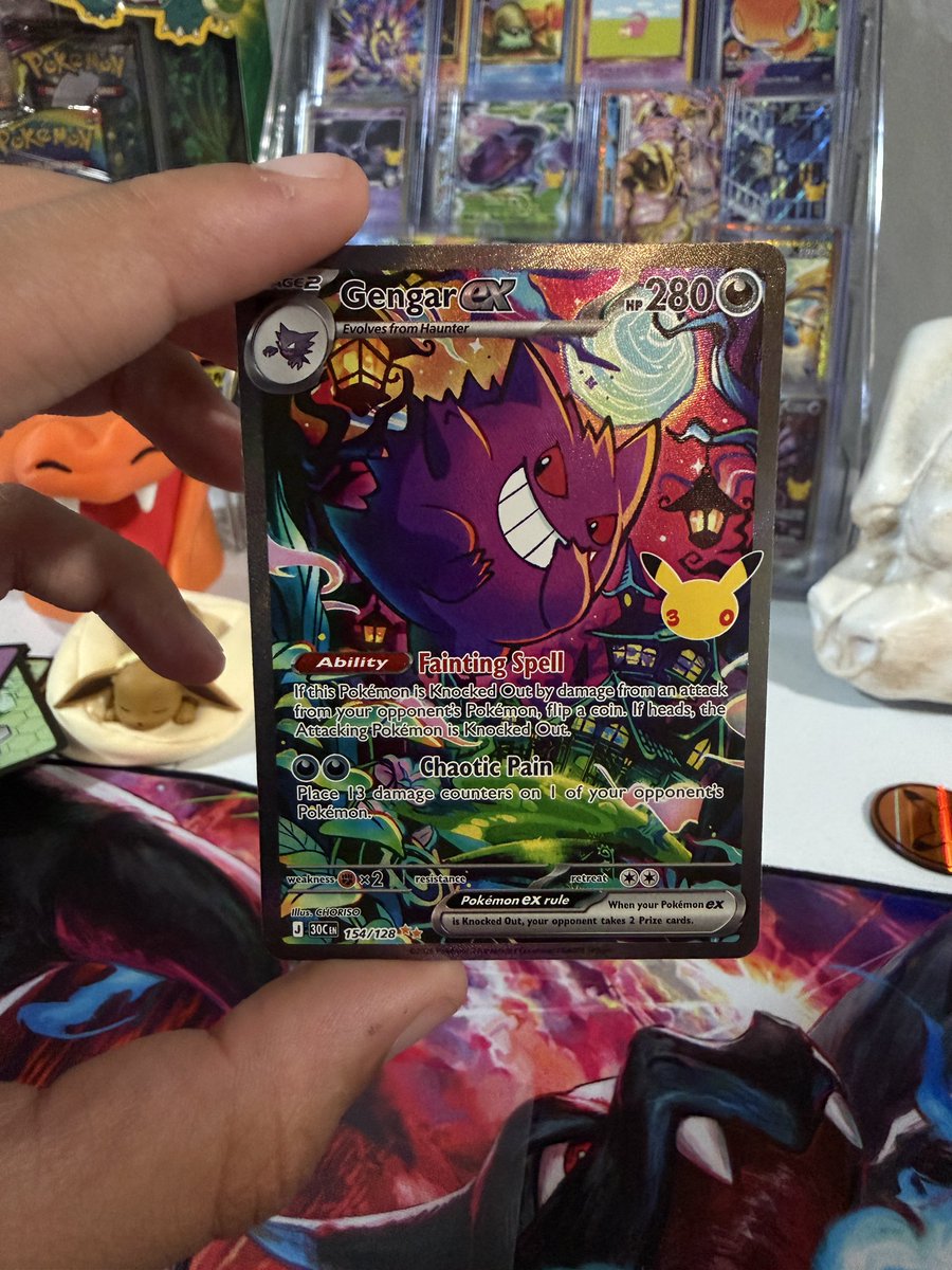 NoKapRips's tweet photo. Crazy bc the FIRST pack we opened this stream was a Gengar SIR….

And the final pack opened in stream was a Gengar SIR…

Even crazier that the first Gengar pulled is the only Centered Gengar I’ve pulled out of the last 9… It will more than likely 10.

Ripping 30th is literally the best.
