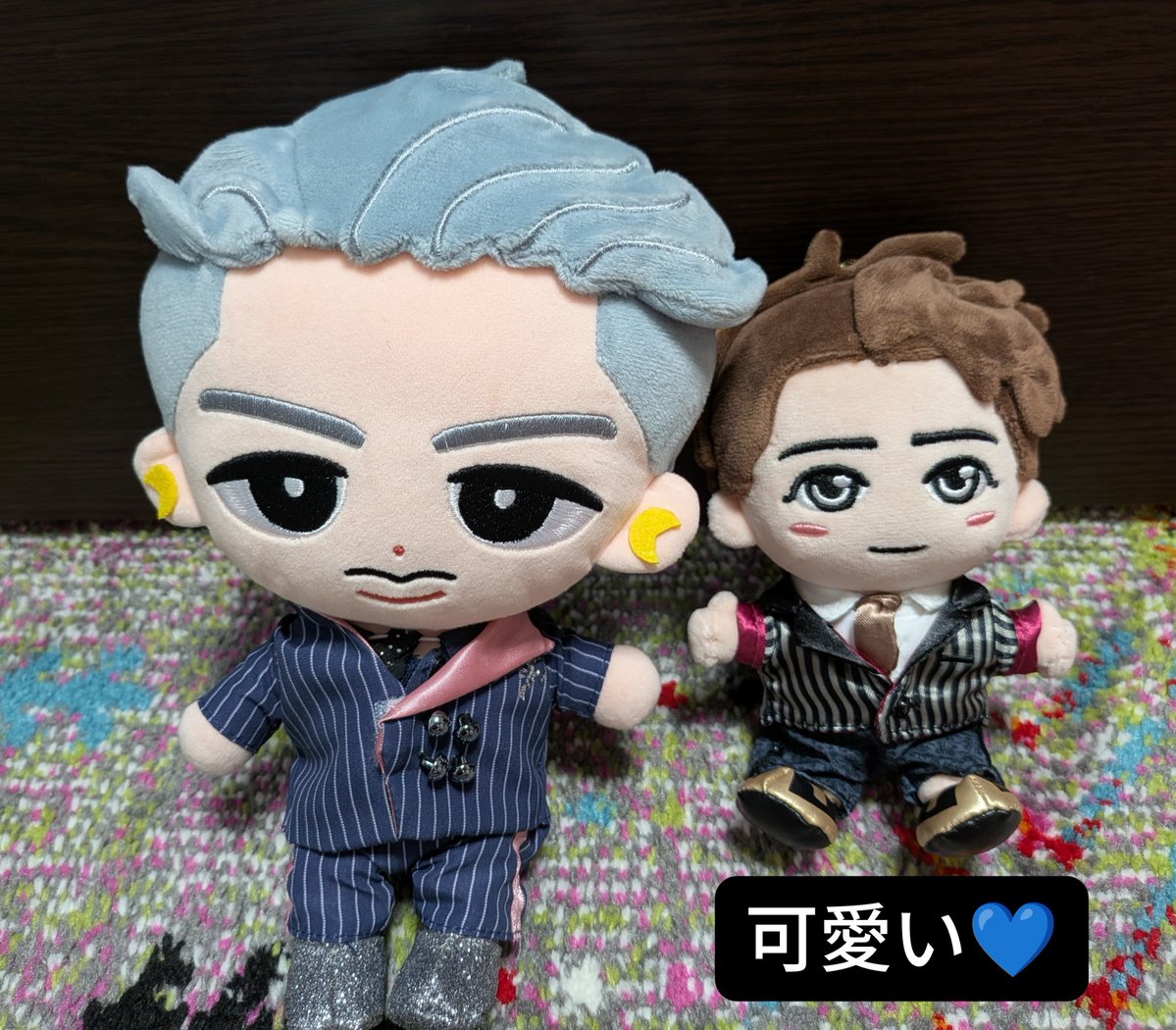 ao83tt517's tweet photo. 5月に注文した大野くんのヌイ
やっと今日届いた💙
ひーくんと並べてみたけどひーくんデカい💛
友達の家にはニノちゃんが届くから大宮で並べたい💙💛 https://t.co/b754rZpU3G