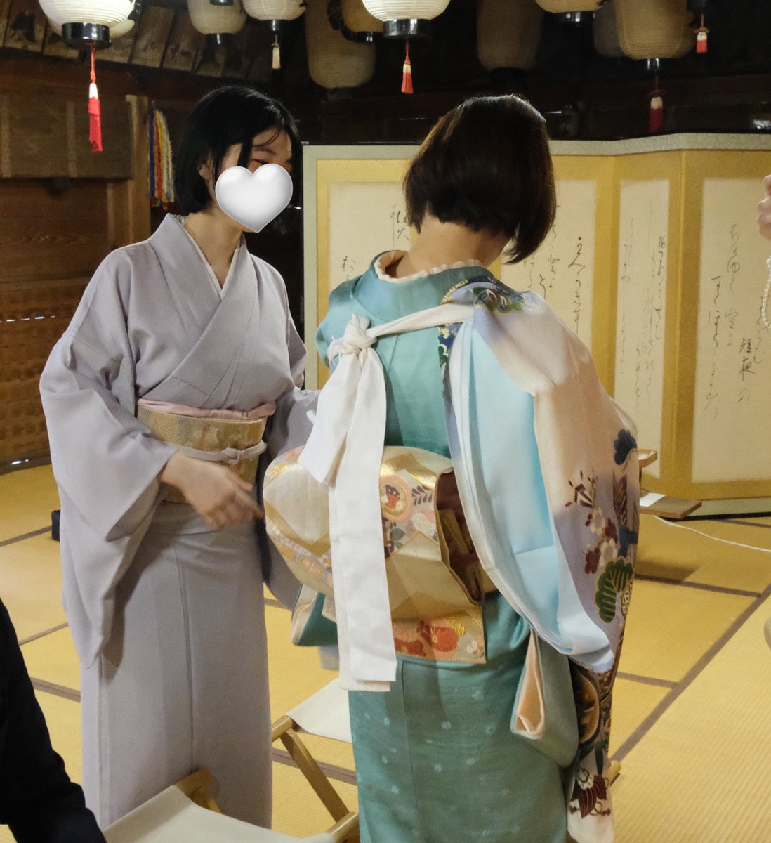 suuumin22's tweet photo. お宮参りで久しぶりに着物を着ました。
これは、出産頑張るぞ！という気持ちで、初めて反物から自分に合わせて作ってもらった着物なので、ずっと着たかったんです🥹✨
ちなみにお義母さんの着物の着付けもしました！💪
特別な日に特別な着物を着ることができて嬉しかった〜！ https://t.co/Ch2FmJ3dBK