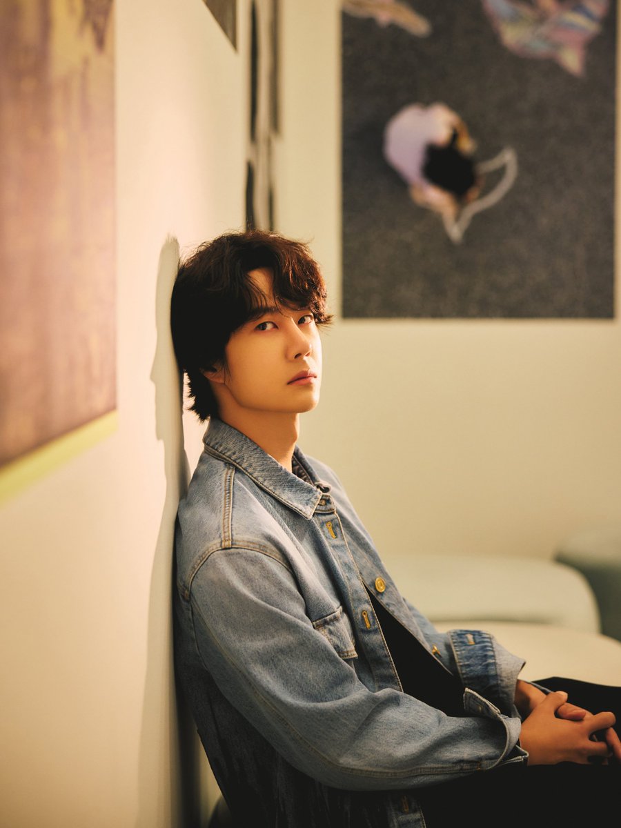 CnYibo's tweet photo. 【2026-09-27 YIBO-OFFICIAL Update】
Touch is where creation begins. Through the interplay of material, solidity and softness, it tells the enduring story of our connection with the land.

PART1 
#王一博 #WangYibo王一博 #YIBO #wangyibo #왕이보 #หวังอี้ป๋อ https://t.co/oJybUu1UdM
