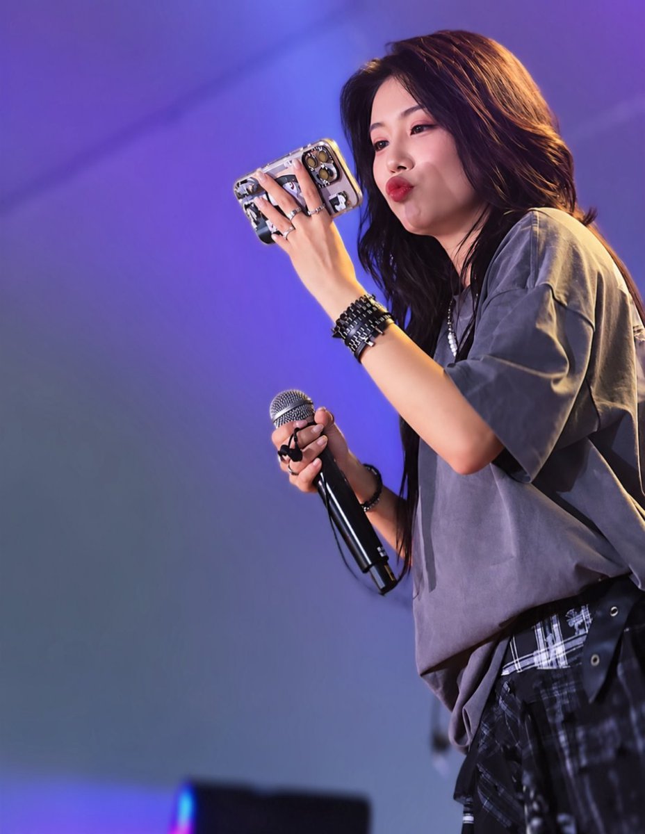 AngJia82645's tweet photo. これが僕がイベントに行く理由。最高のパフォーマンスと素敵なファンの皆さん！
Ameちゃんの次のステージも楽しみにしてます！ https://t.co/HBATsAxs3J