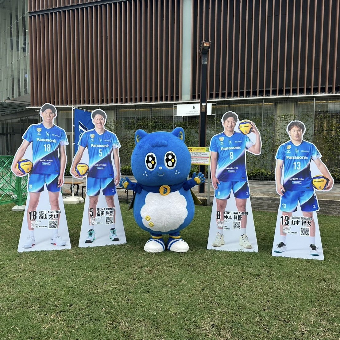 OSAKA__BLUTEON's tweet photo. ð·ãã«ããªã³æ
å ±ð·
京éªã°ã«ãŒãÃ倧éªãã«ããªã³ïŒ
æ¬æ¥ã¯ãæšèé§
ååºå Žã§ãã¬ãŒããŒã«æå®€
ãåéå¬ðâš
éšå€©ã«ããæ¥éœã¹ã±ãžã¥ãŒã«ãªã©ã倿ŽããŠã®éå¬ãšãªããŸããããããããã®çããŸã«ãè¶ãããã ããããããšãããããŸããð
ãŸããäŒãããŸãããð
#BLUEACTION #京éª
#ãããã¹
#倧éªãã«ããªã³
#OSAKABLUTEON