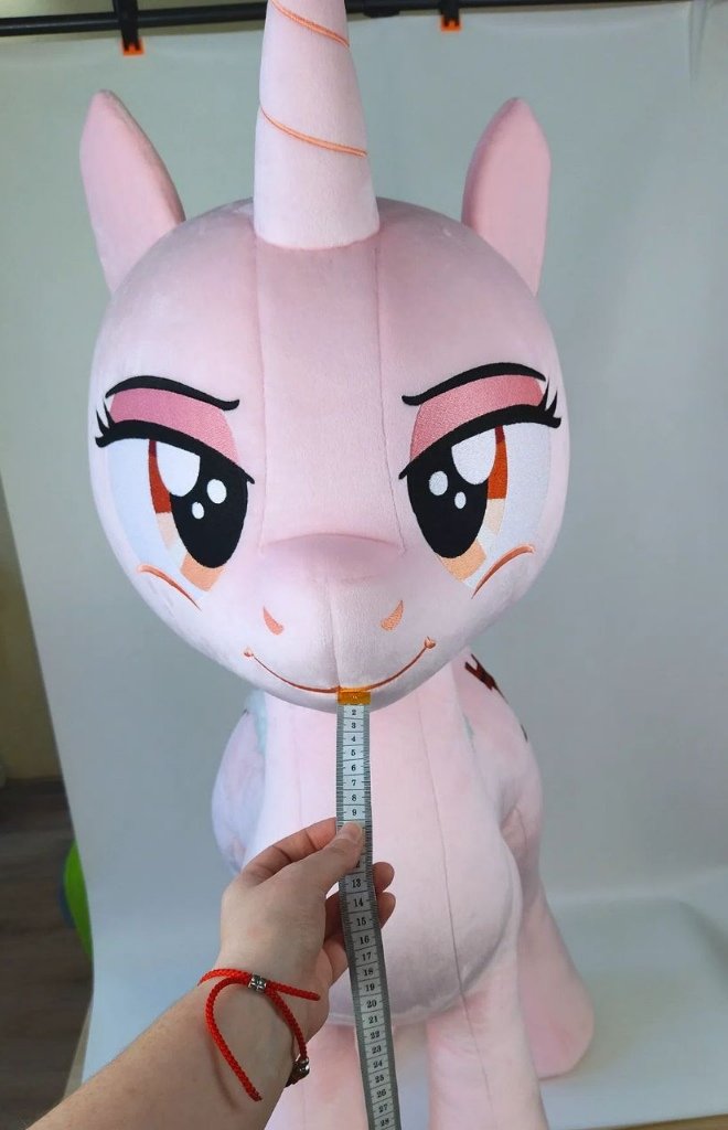 larsen_toys's tweet photo. 106 cm/41 in Cozy plushie π
commission in progress
#mlp #plushies https://t.co/AsmugKdq0L
