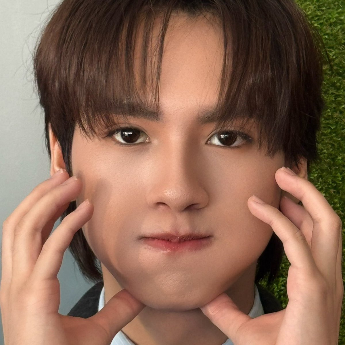 forpatji's tweet photo. patji and his cute lil habit of puffing his cheeks 🤏🏻 https://t.co/NzSergD4WW